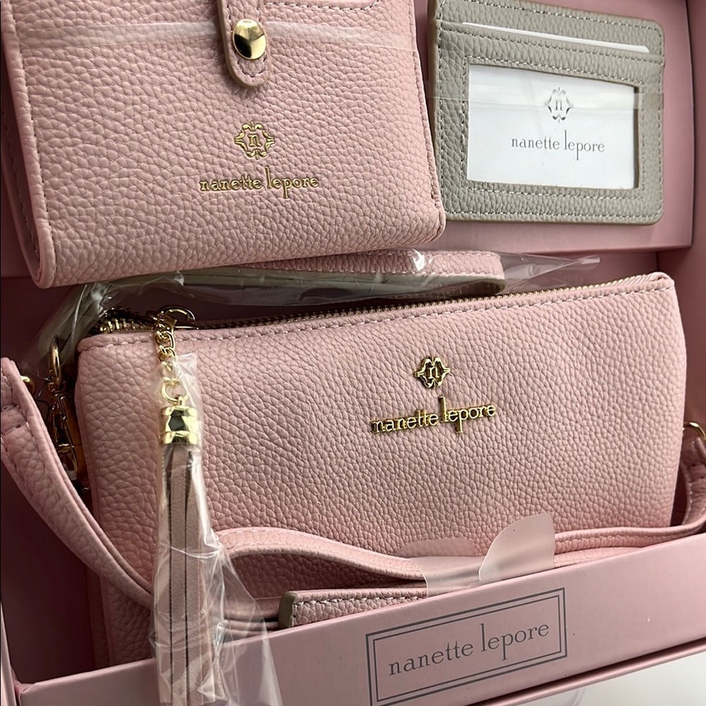 NIB - Nanette Lepore Pink Women's Bag Set - Picture 3 of 4